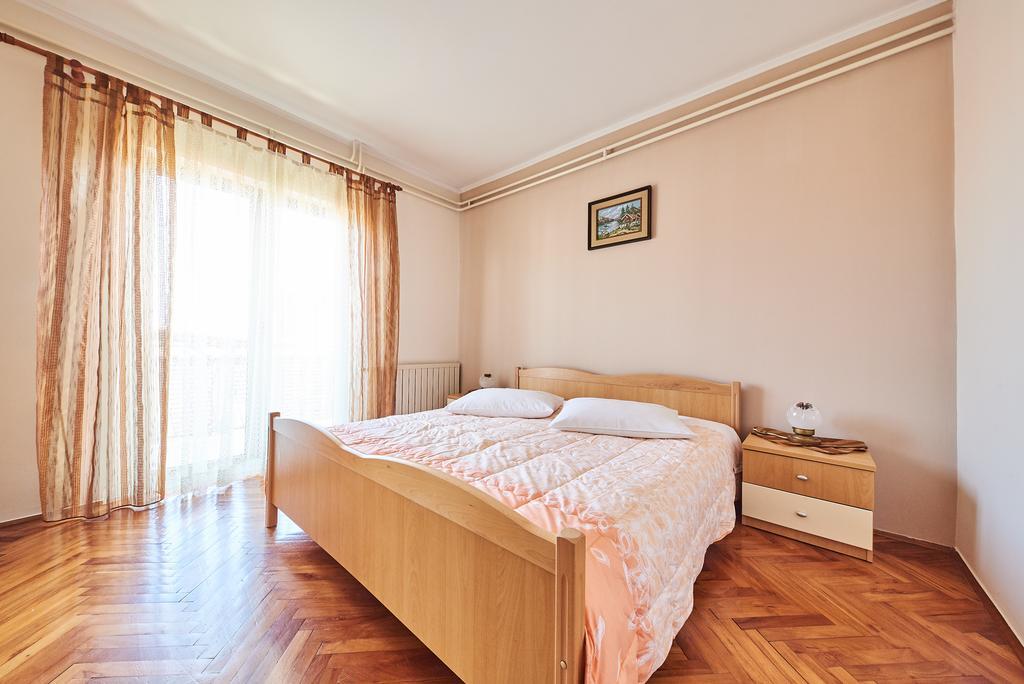 Apartment Erika Umago Esterno foto